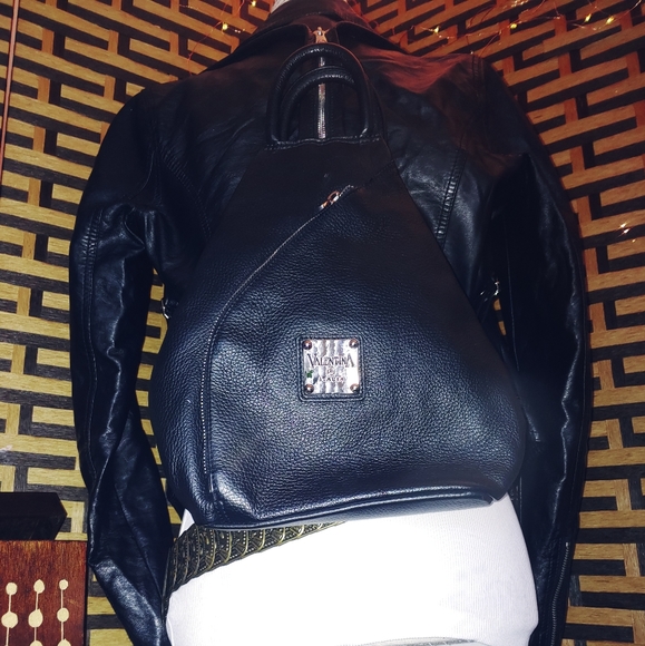 Valentina Italian Black Leather Backpack Handbag - Picture 10 of 11
